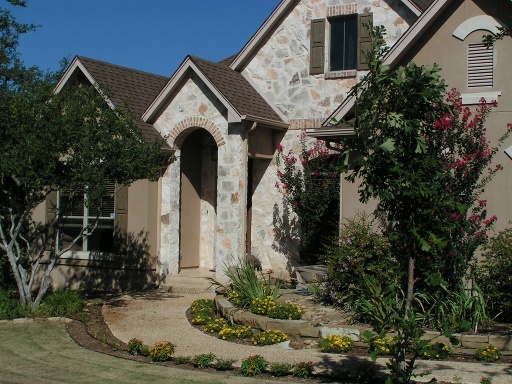 Timberwood Park, TX: Just one of many beautiful homes in Timberwood