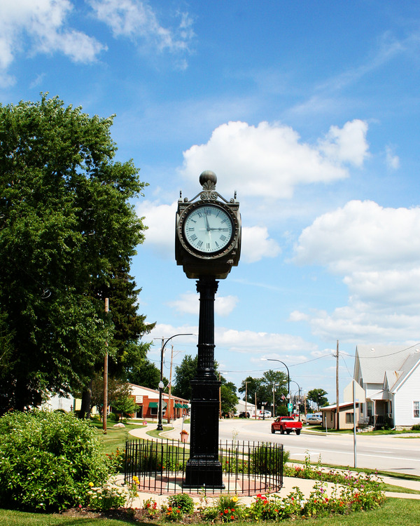 Waterman, IL: Downtown Clock, Waterman, Il