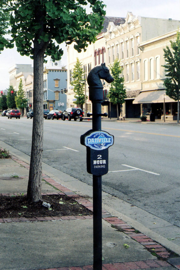 Danville, KY: Parking in Downtown Danville