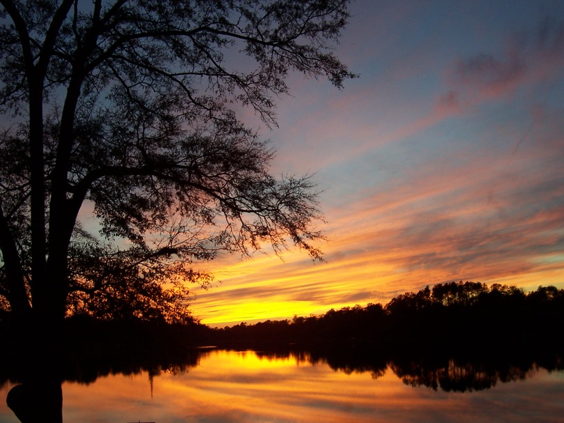 Bonifay, FL: {Un-Touched Photo} Sunset on Dogwood Lakes, Bonifay, Fl. 32425