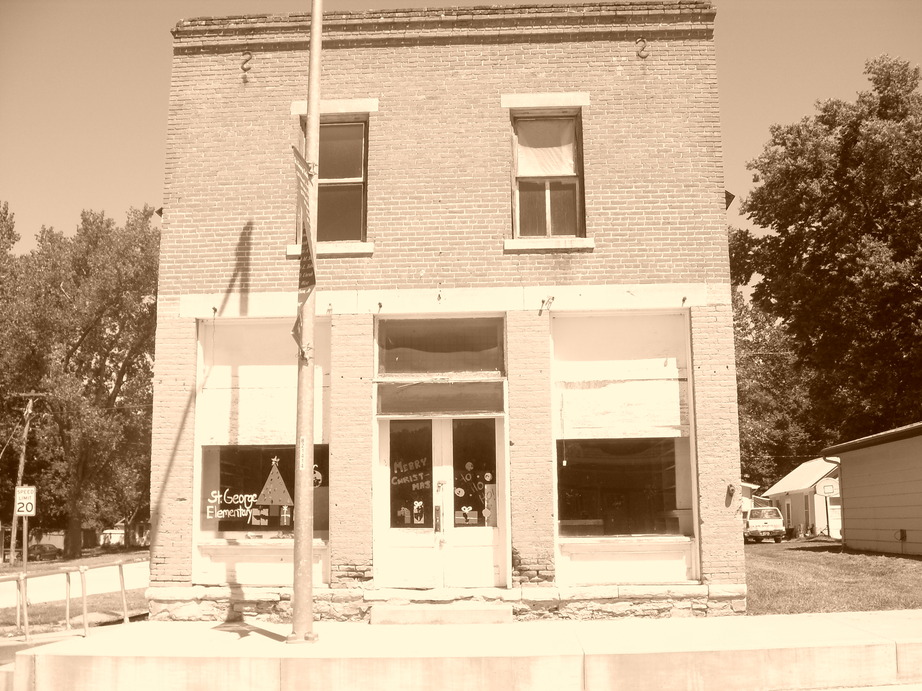 St. George, KS: Old Store