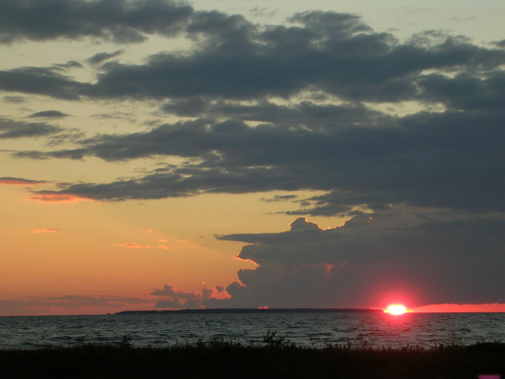 St. Ignace, MI: Sunset_Michigan_Lake