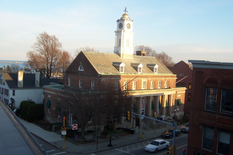Plymouth, MA: Central Post Office on Main St Extention taken from roof of M&Ms