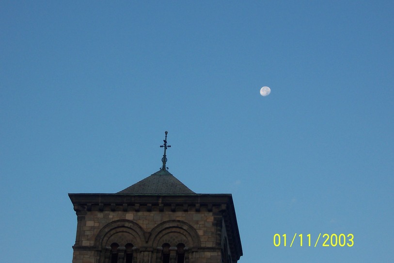 Plymouth, MA: First Parish Church and the Moon in the morning at Town Square