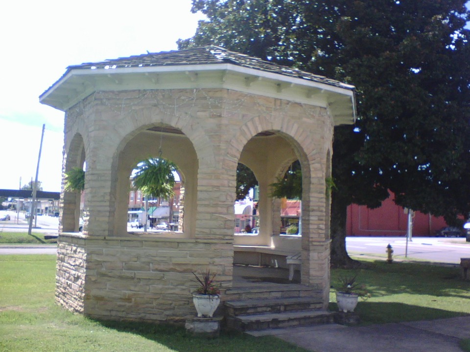 Etowah, TN The Bandstand at L& N photo, picture, image (Tennessee) at