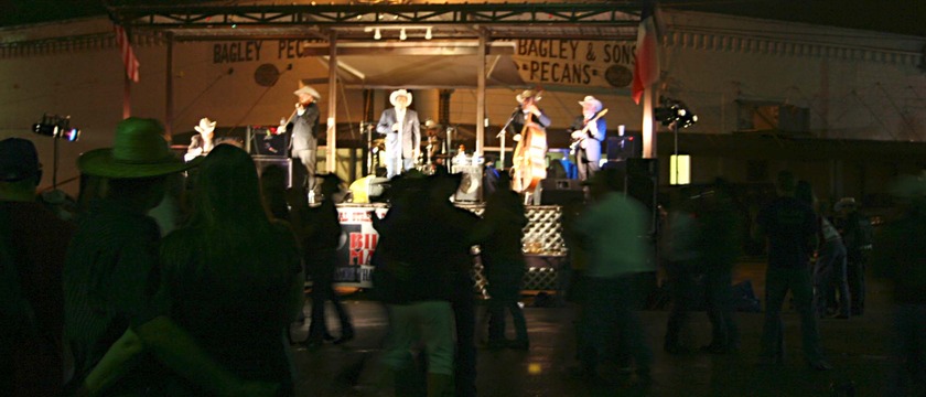 San Saba, TX: Pecan Capital Street Dance, On the Square in San Saba, TX