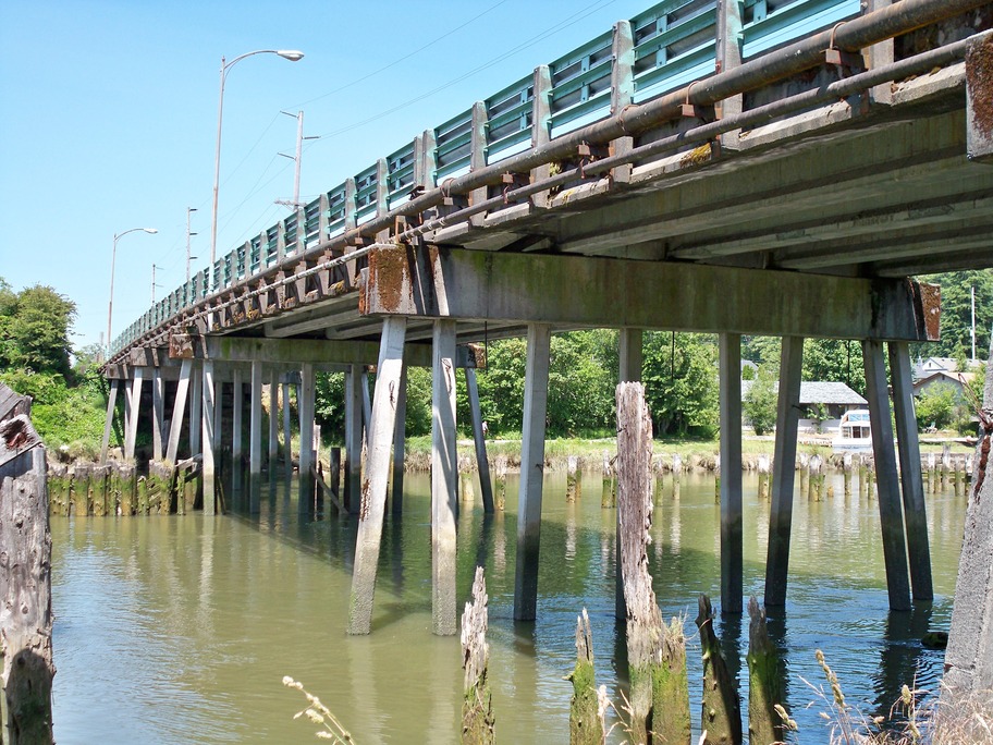 Aberdeen, WA: this picture was taken during a trip i took in dedecation to a dear friends that passed away due to cancer, his wish and mine was to go to aberdeen as we were big nirvana fans, and this is the bridge kurt cobain wrote a song about