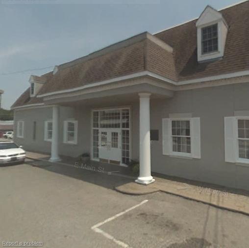 Gleason, TN: This is a picture of Gleason Bank.