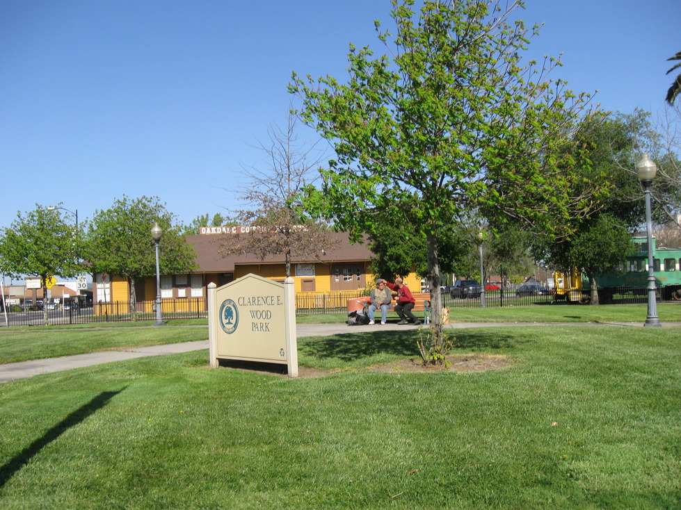 Oakdale, CA: Wood Park and Cowboy Museum