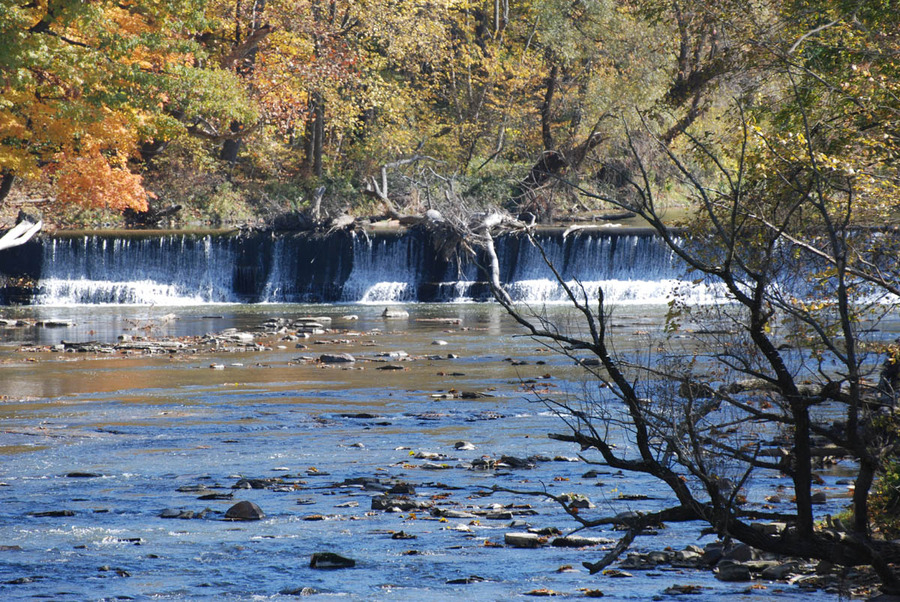 Gates Mills, OH: Chagrin River Rd Falls