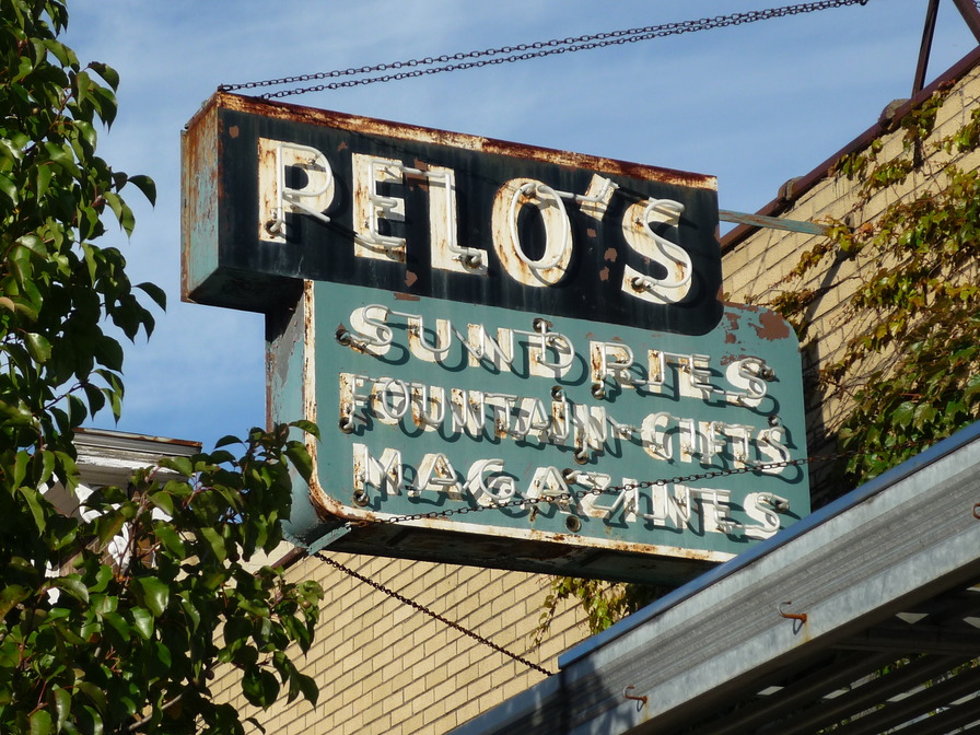 Le Claire, IA downtown photo, picture, image (Iowa) at