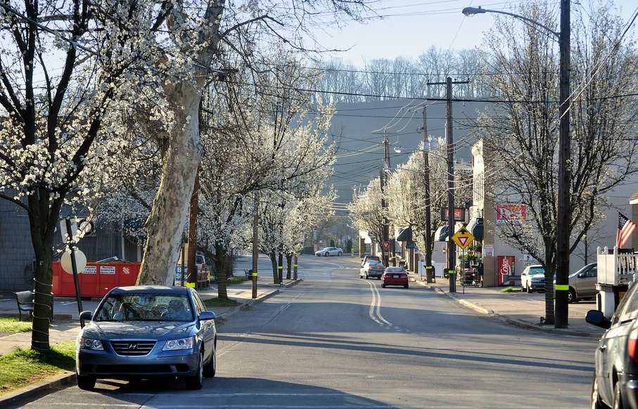 Oakdale, PA: It's Springtime in Oakdale Pennsylvania
