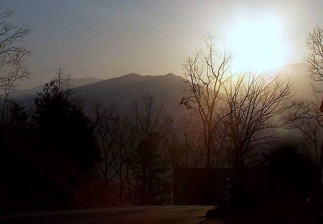 Sevierville, TN: mountain sunrise (no retouching or enchancement was done, just resizing down for Internet use)