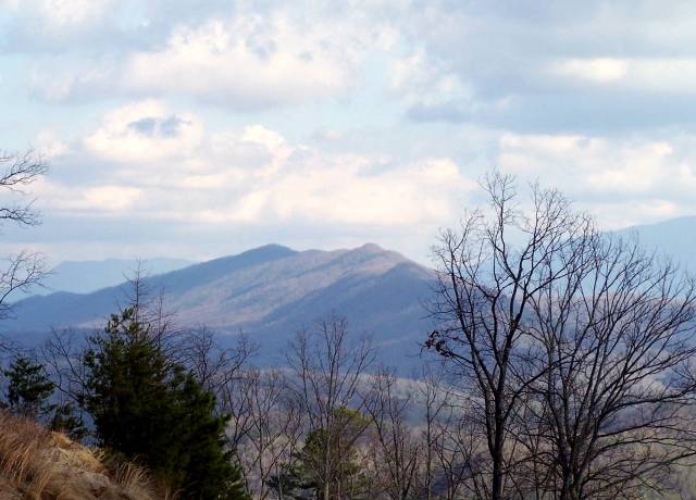 Sevierville, TN: mountain view (no retouching or enchancement was done, just resizing down for Internet use)