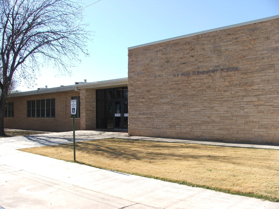 Olton, TX: elementary school