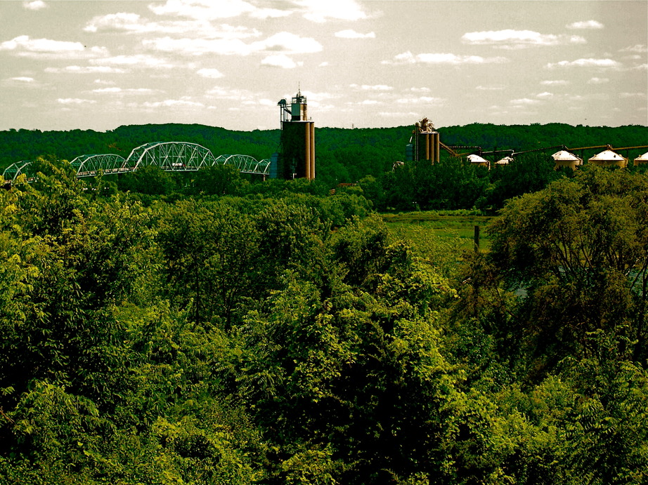 Spring Valley, IL: View of the Spring Valley bridge from land.