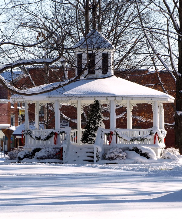 Waterford, PA: Waterford Gazebo dressed for Christmas