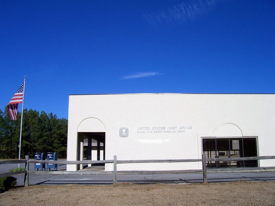 Lake Murray of Richland, SC: The United States Post Office, Ballentine, South Carolina, 29002 is very plain looking and hard to spot from the road.