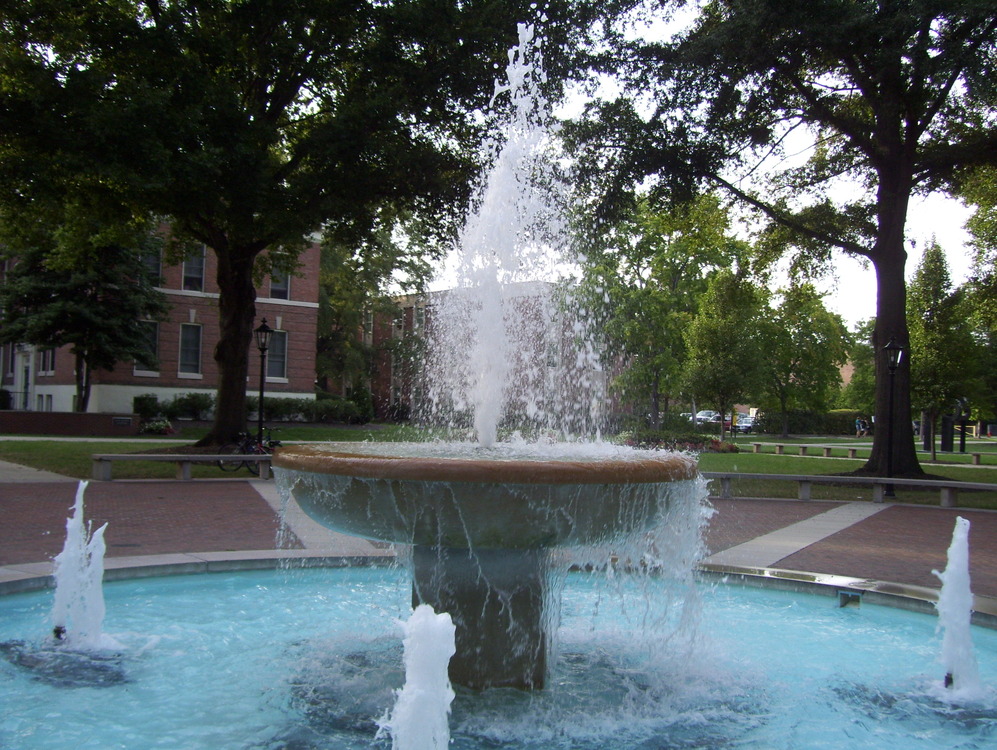Ashland, VA: The Fountain at Randolph-Macon College