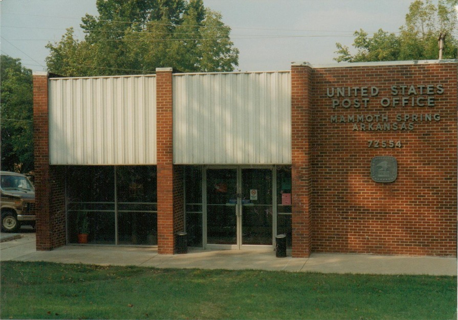 Mammoth Spring, AR POST OFFICE photo, picture, image (Arkansas) at