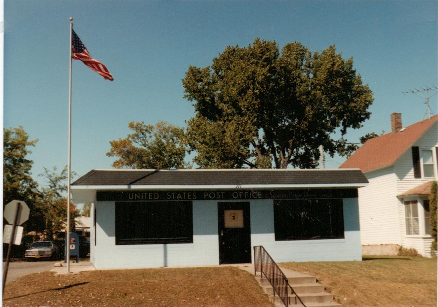Somerset, WI: POST OFFICE