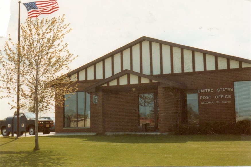 Algoma, WI: POST OFFICE