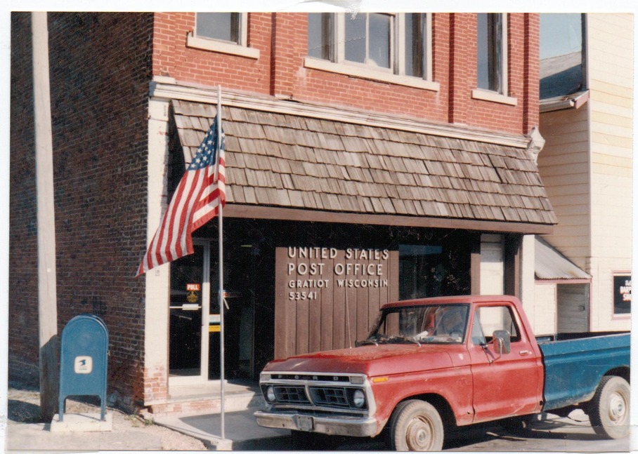 Gratiot, WI: POST OFFICE