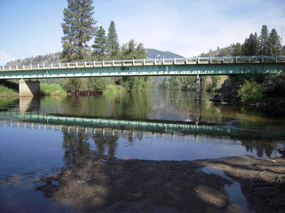 Curlew, WA: Kettle River Bridge Curlew Washington