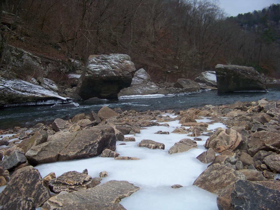 Fort Payne, AL: Snow and Ice in Little River Canyon Jan 2010