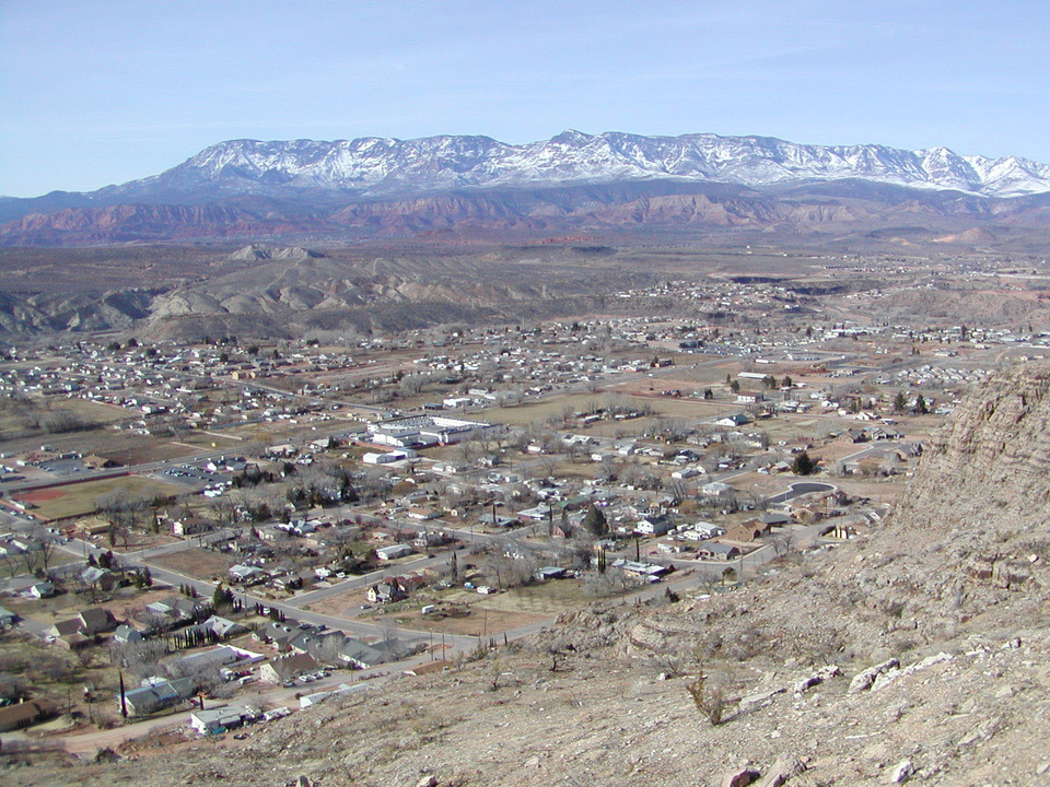 La Verkin, UT: The northwest section of La Verkin, as viewed from the La Verkin Overlook Trail