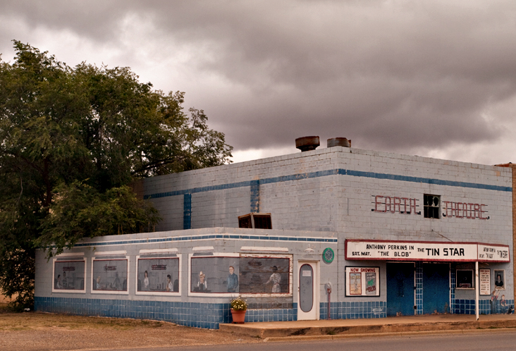 Earth, TX: A photograph of the Earth, Theater