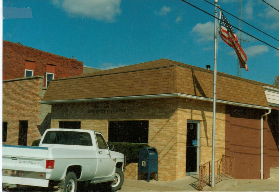 Lynnville, IA: POST OFFICE