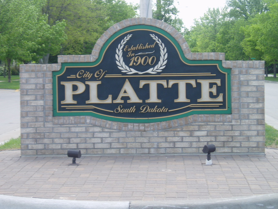 Platte, SD: Platte Boulevard sign