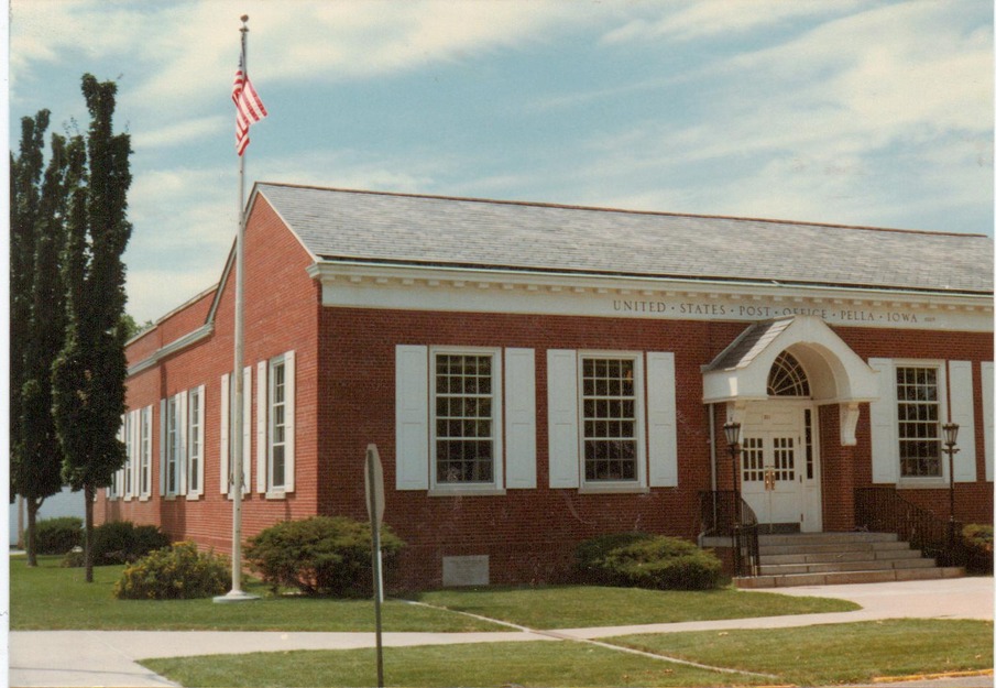 Pella, IA: POST OFFICE