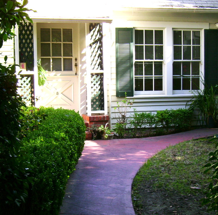 Burlingame, CA: Wonderful, Private, Charming Burlingame Cottage Apartment at 1441 Bellevue Ave.