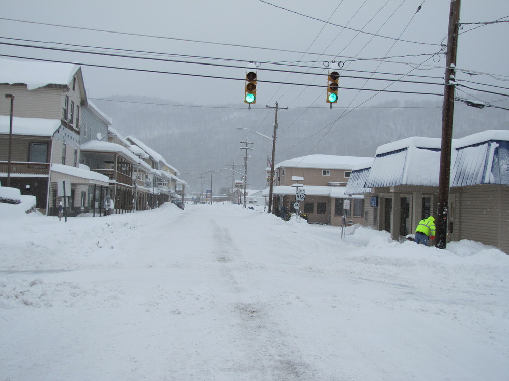 Saxton, PA: snow storm 2.6.10