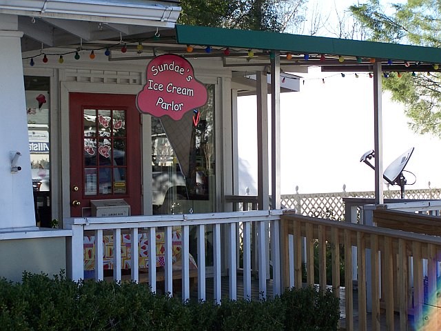 Keystone Heights, FL: Keystone Heights Sundae's Ice Cream Parlor