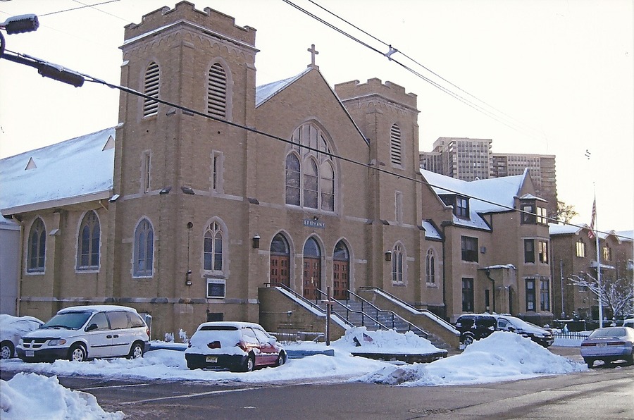 Cliffside Park, NJ: Church of the Epiphany - Roman Catholic - February 2010