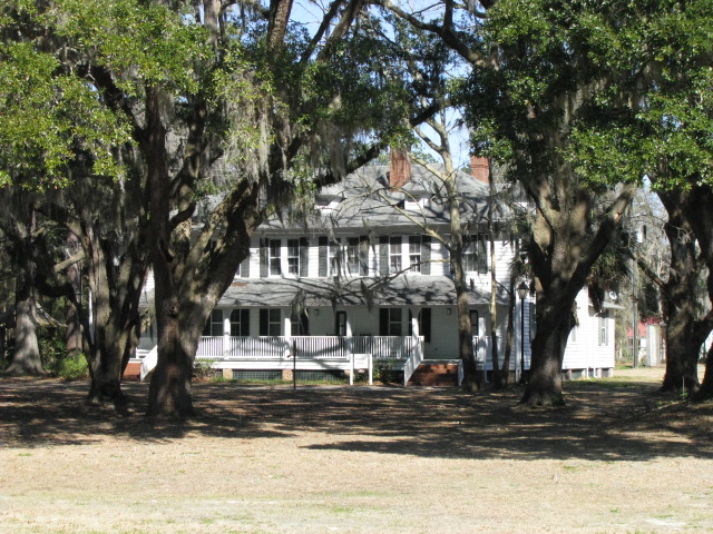 St. Helena, SC: Period Home in Saint Helena on clear Spring Day