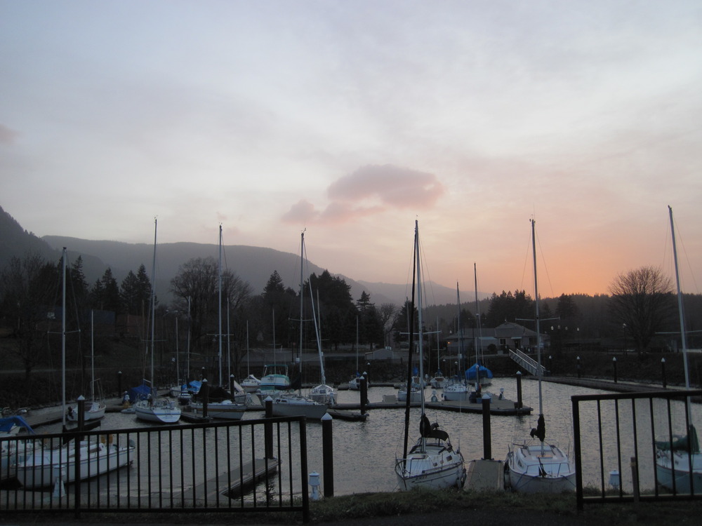 Cascade Locks, OR: Small Boat Harbour located in the Port of Cascade Locks Marine Park