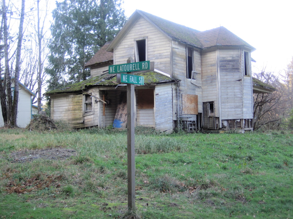 Corbett, OR: Dilapidated House at NE Latourell Rd & NE Fall St