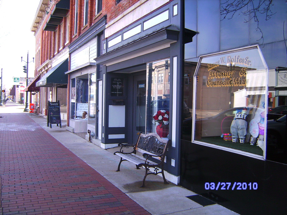 London, OH: London Street/store fronts