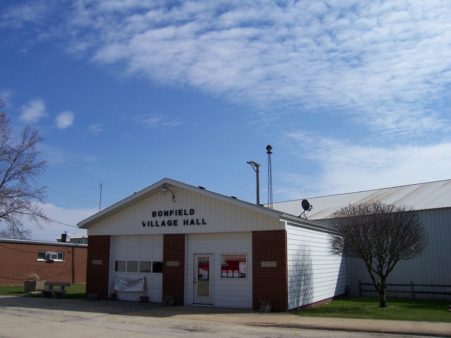 Bonfield, IL: Bonfield Village Hall