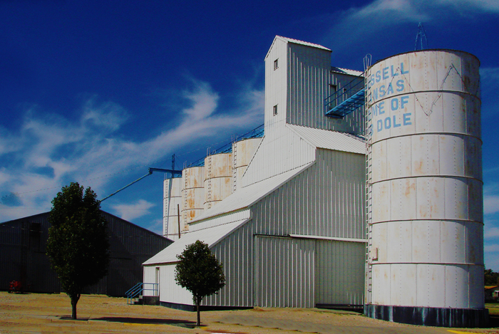 Russell, KS: This was taken in Russell 2007. My first time to visit Kansas.