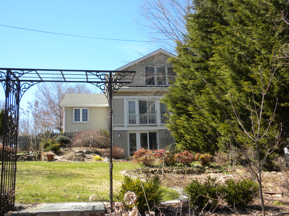 Shepherdstown, WV: Residential House