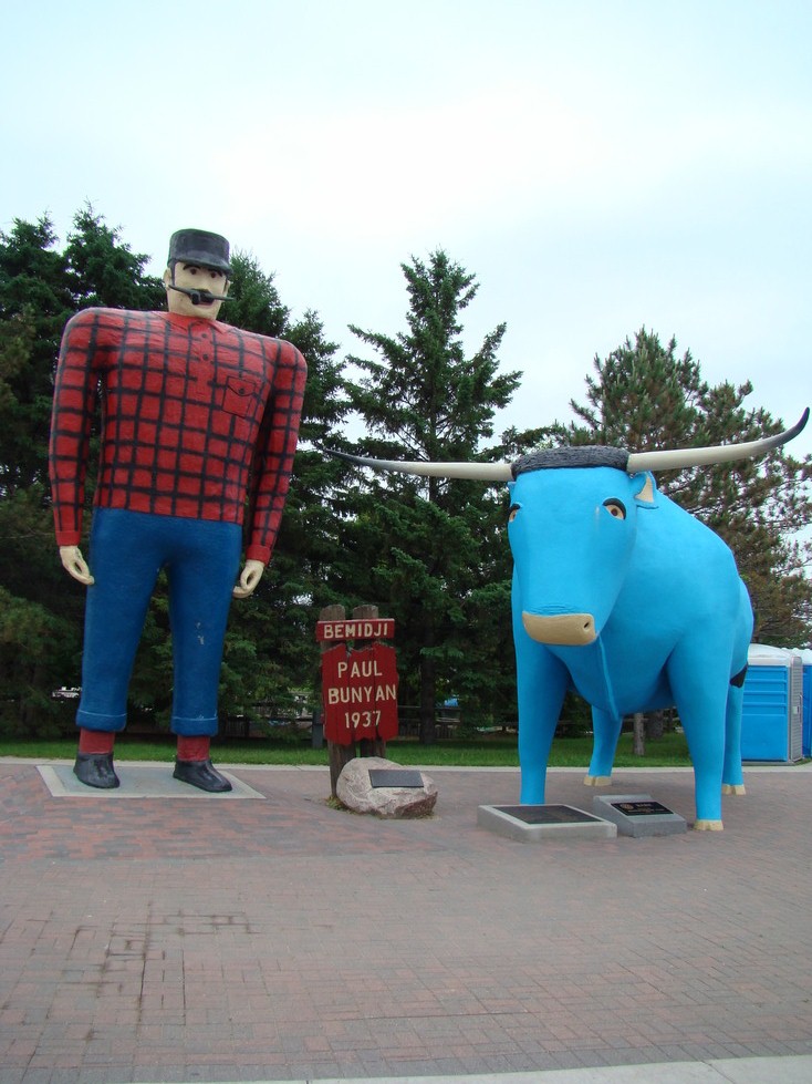 Bemidji, MN: Paul and Babe