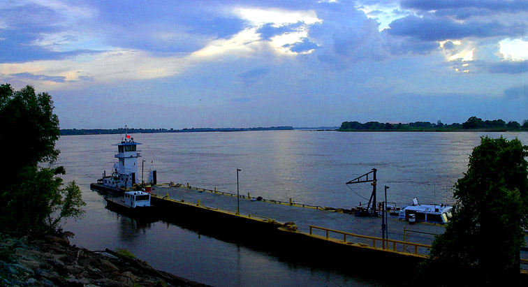 Memphis, TN: Mississippi River at Memphis