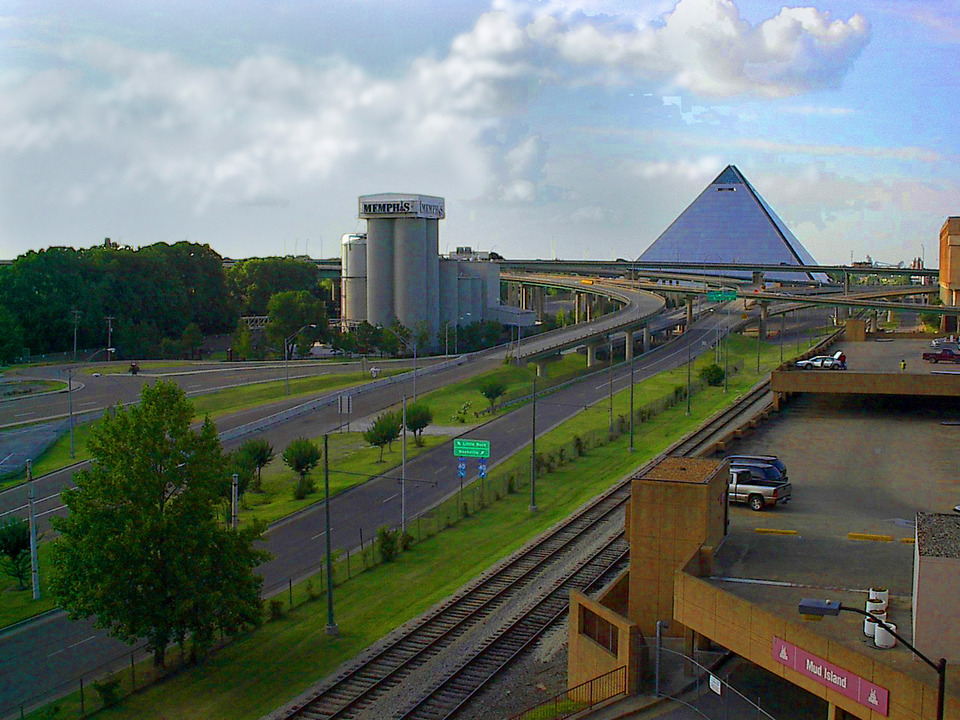 Memphis, TN: The Memphis Pyramid