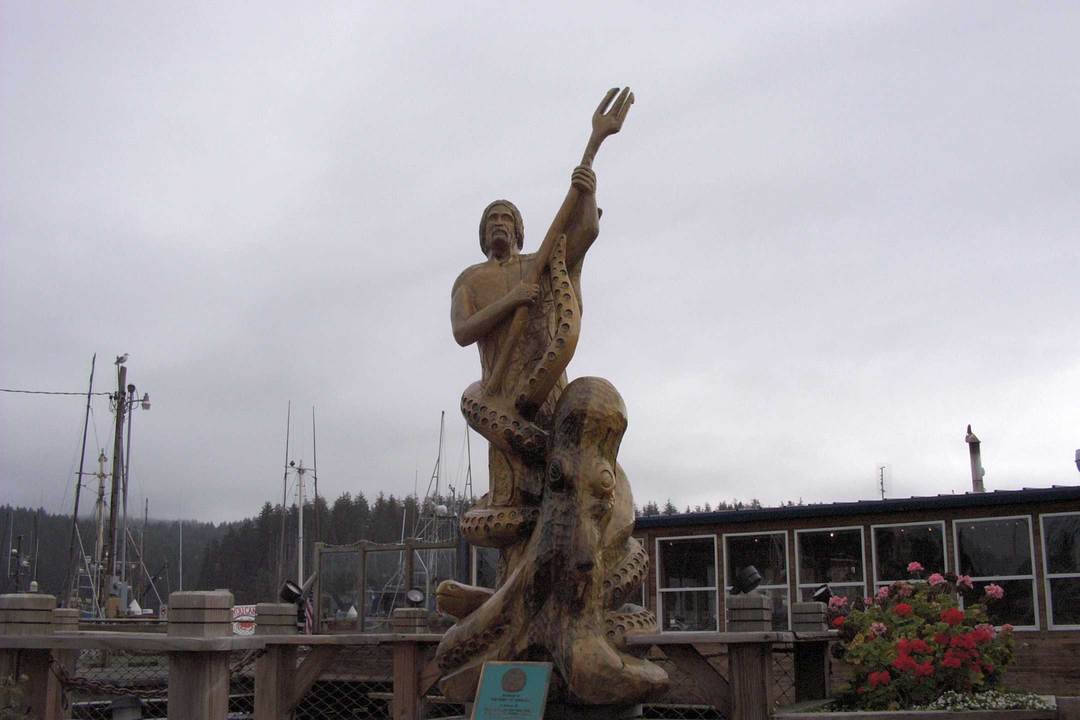 Seattle, WA: Sculpture at a Dock on Florence, OR