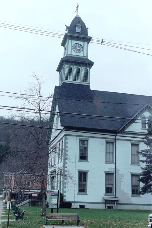 Coudersport, PA: Court House
